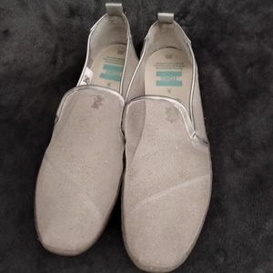 Rare TOMS x Disney Cinderella Glitter Mesh Slip On